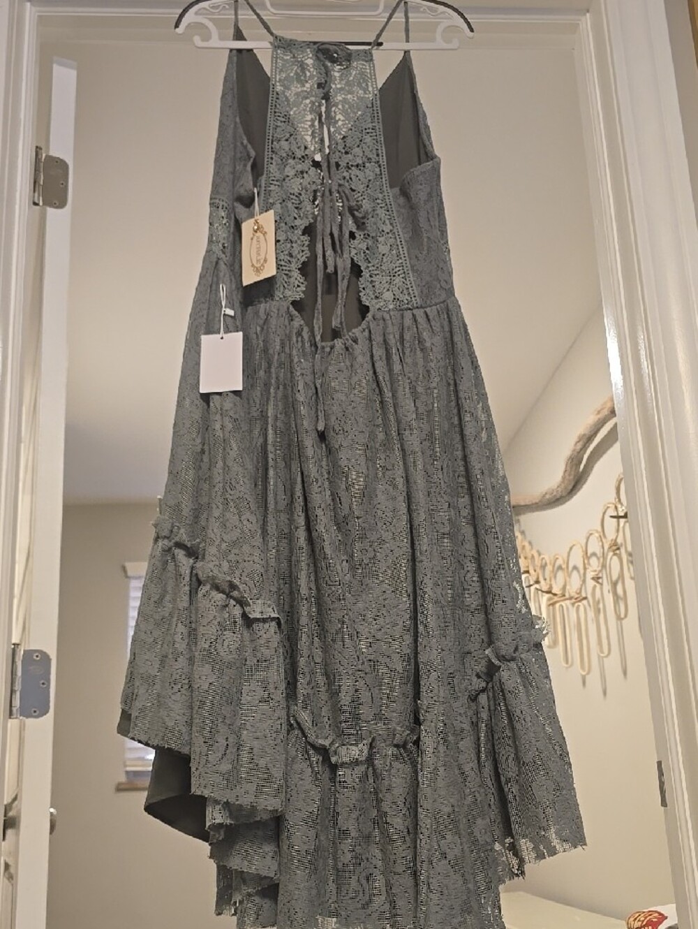 Joyfolie - Marline Dress In Sage ("Neutral Green"), Lace High-Low Dress NWT - Picture 2 of 9